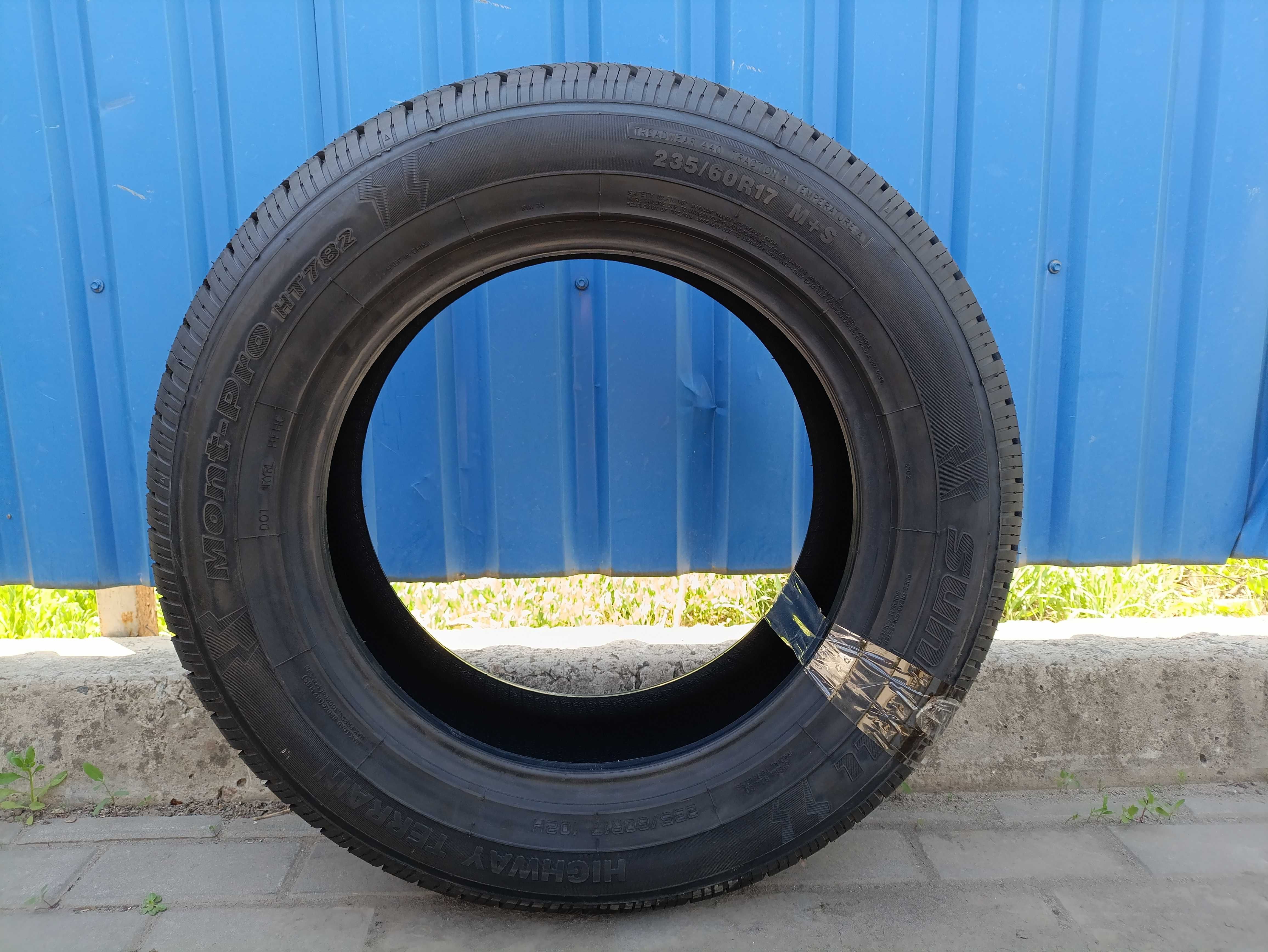 Нові шини  235/60R17 102H Sunfull Mont-Pro HT782