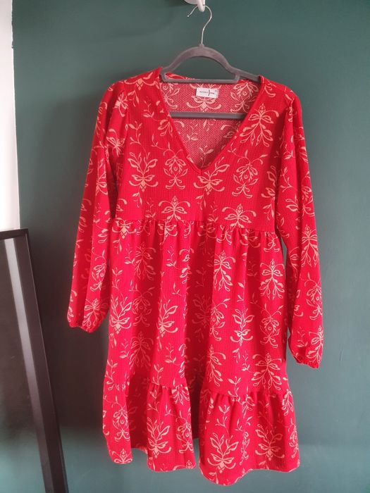 Sukienka damska Sinsay Maternity XS oversize