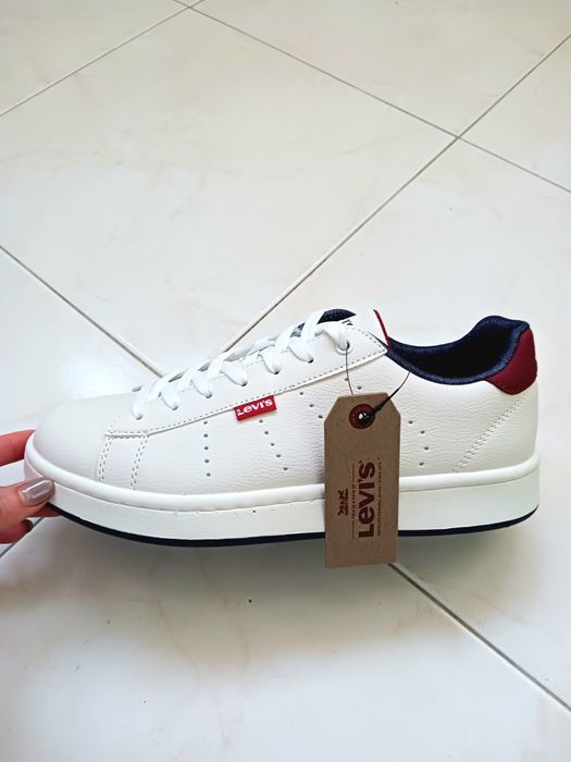 Sapatilhas Levi's Novas