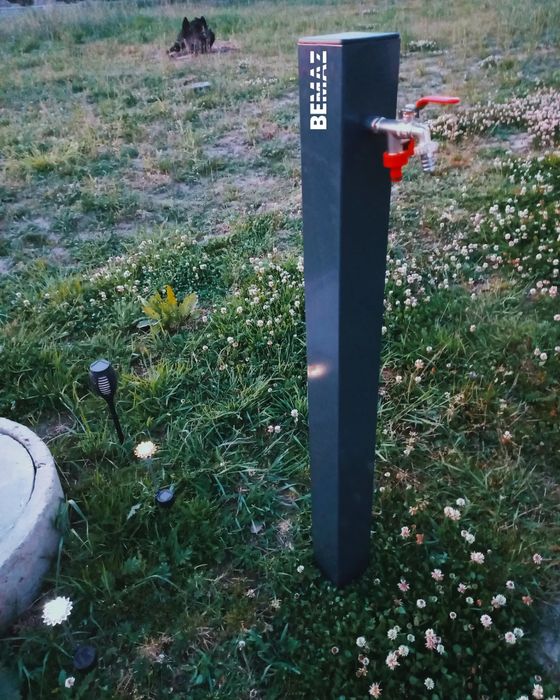 Kran ogrodowy na słupku