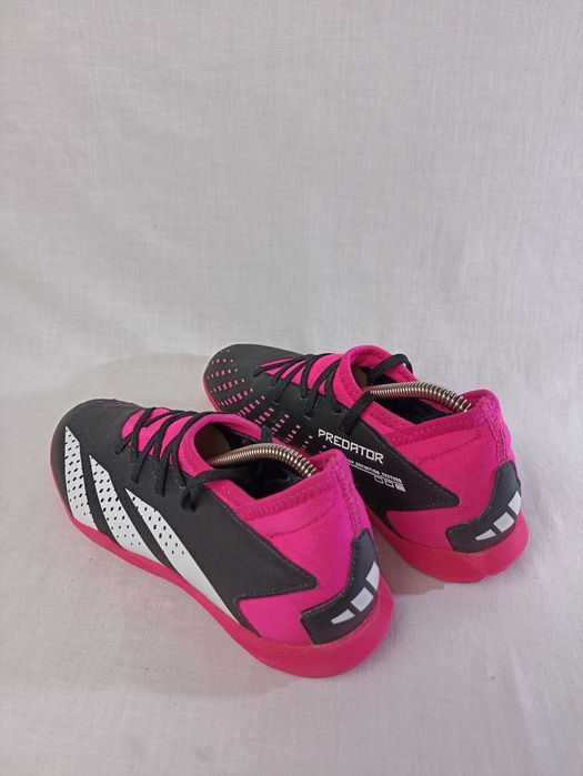 Сороконожки Adidas predator originals 36