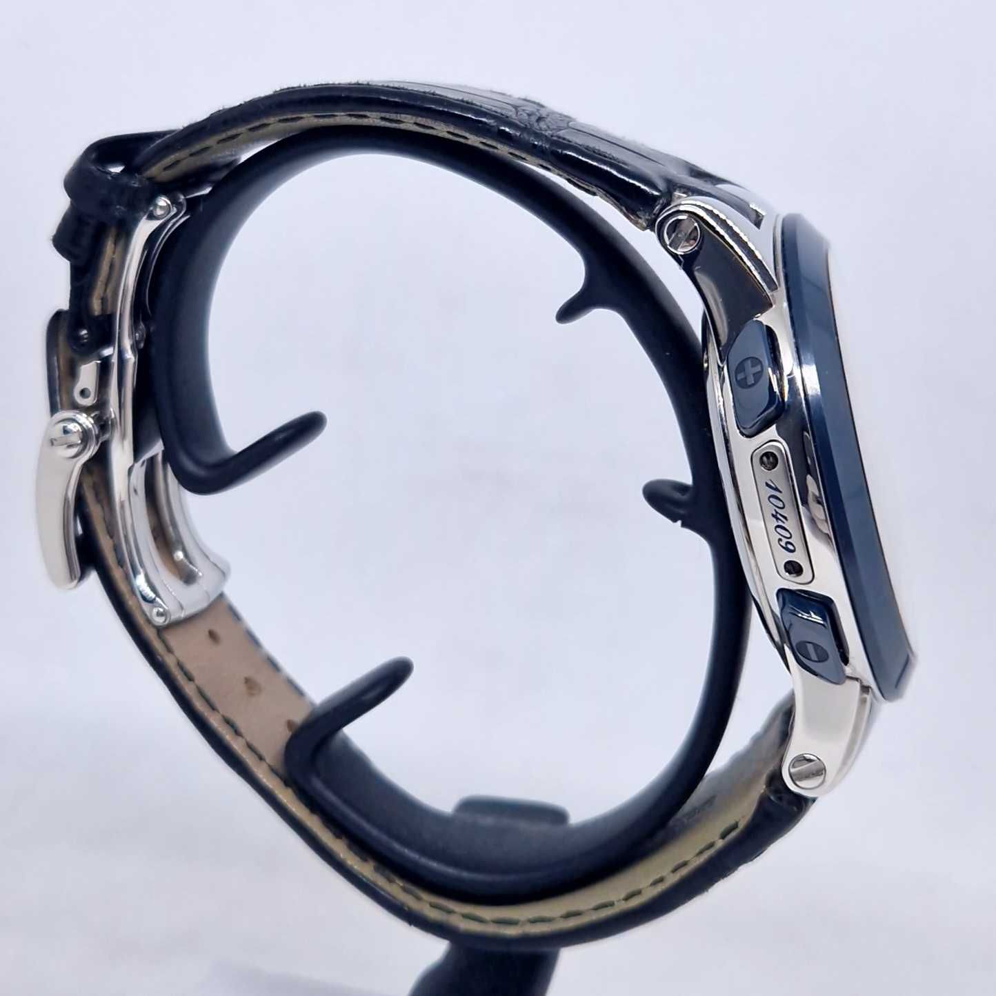 Ulysse Nardin Executive Dual Time 243-00