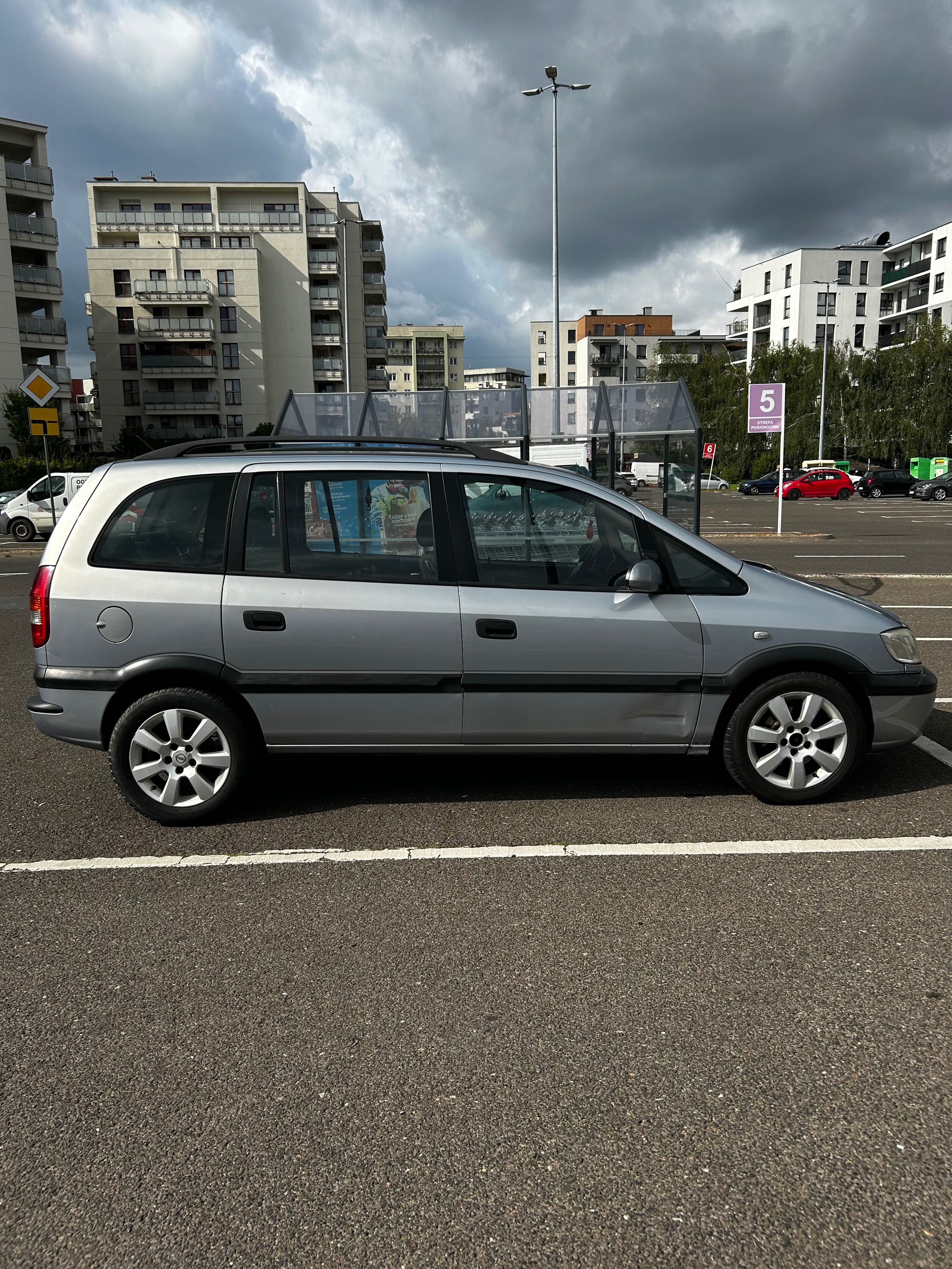 Opel Zafira A w dobrym stanie