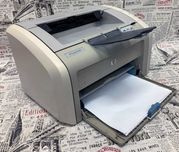 Надежный лазерный принтер HP  1020. Гарантия от магазина.
