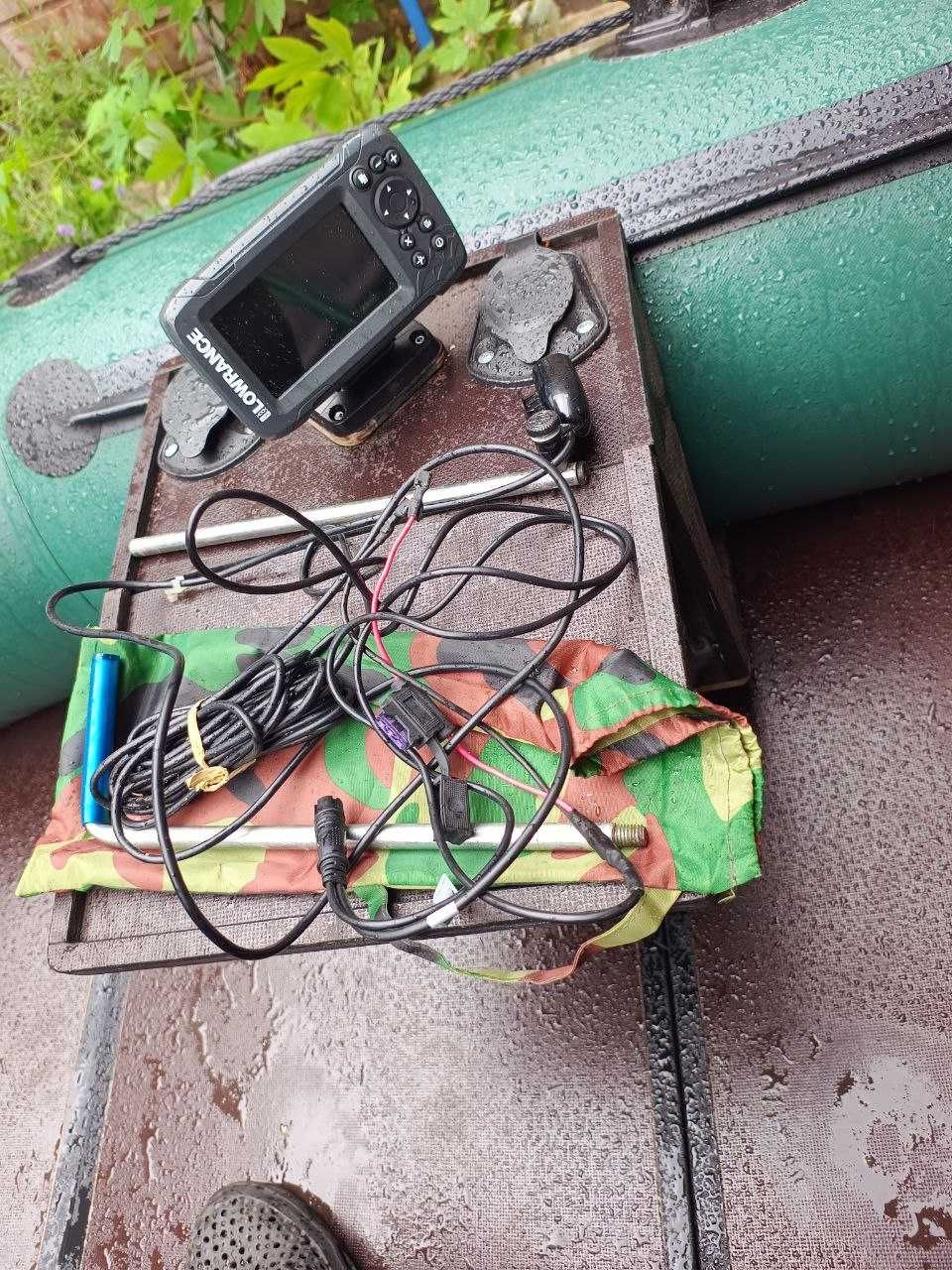 Ехолот Lowrance Hook2-4x Bullet + кріплення трансдюсера + столик