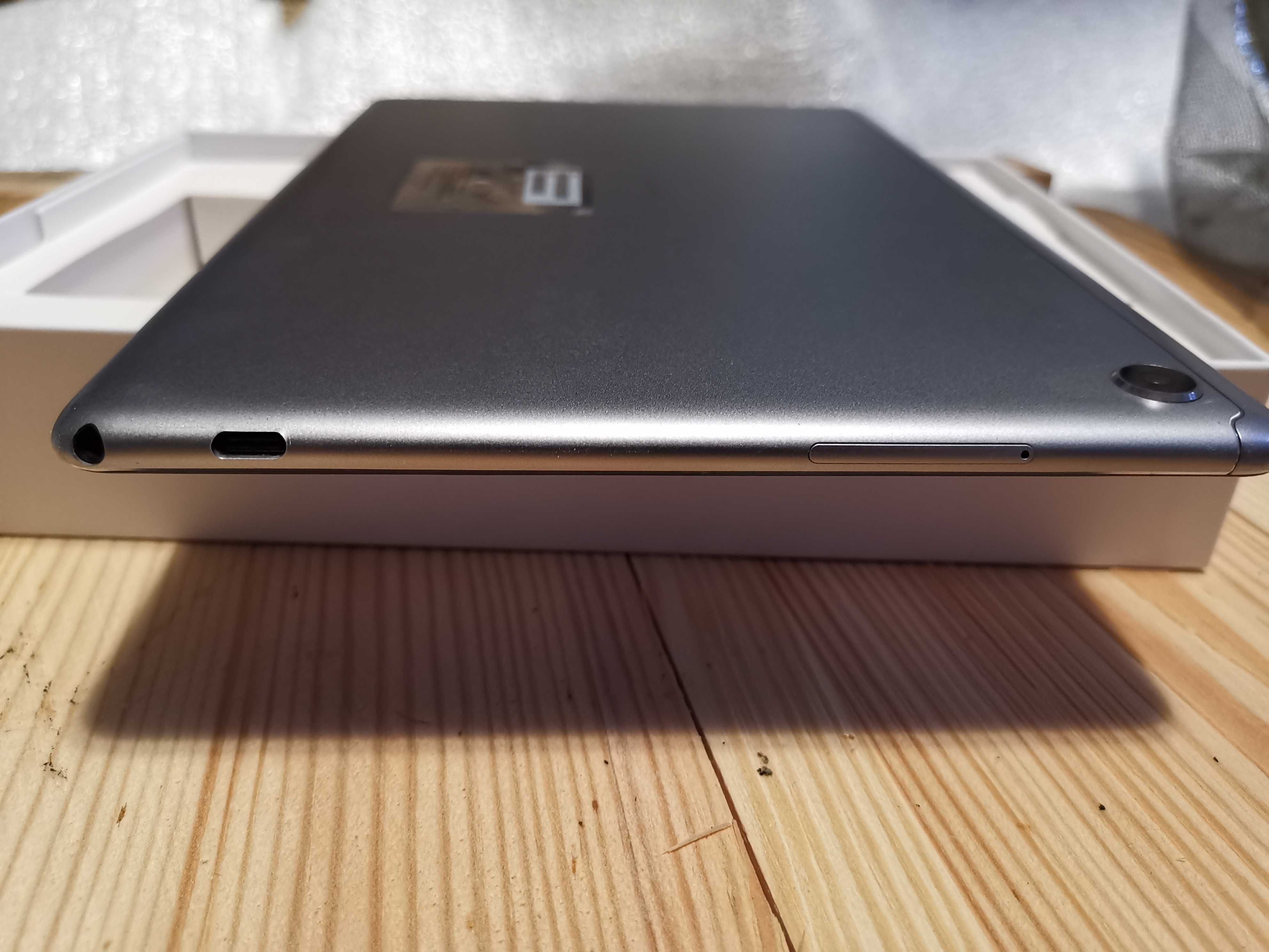 Планшет Huawei MediaPad M5 10.1 BAH2-L09 LTE-4G