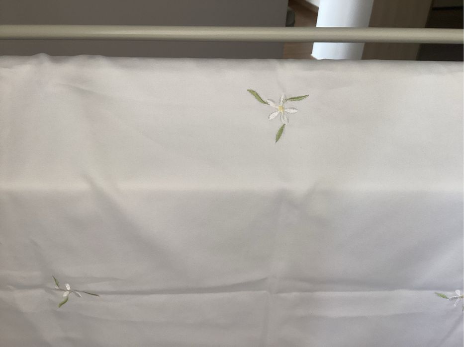 Obrus wielkanocny w pisanki 77*77