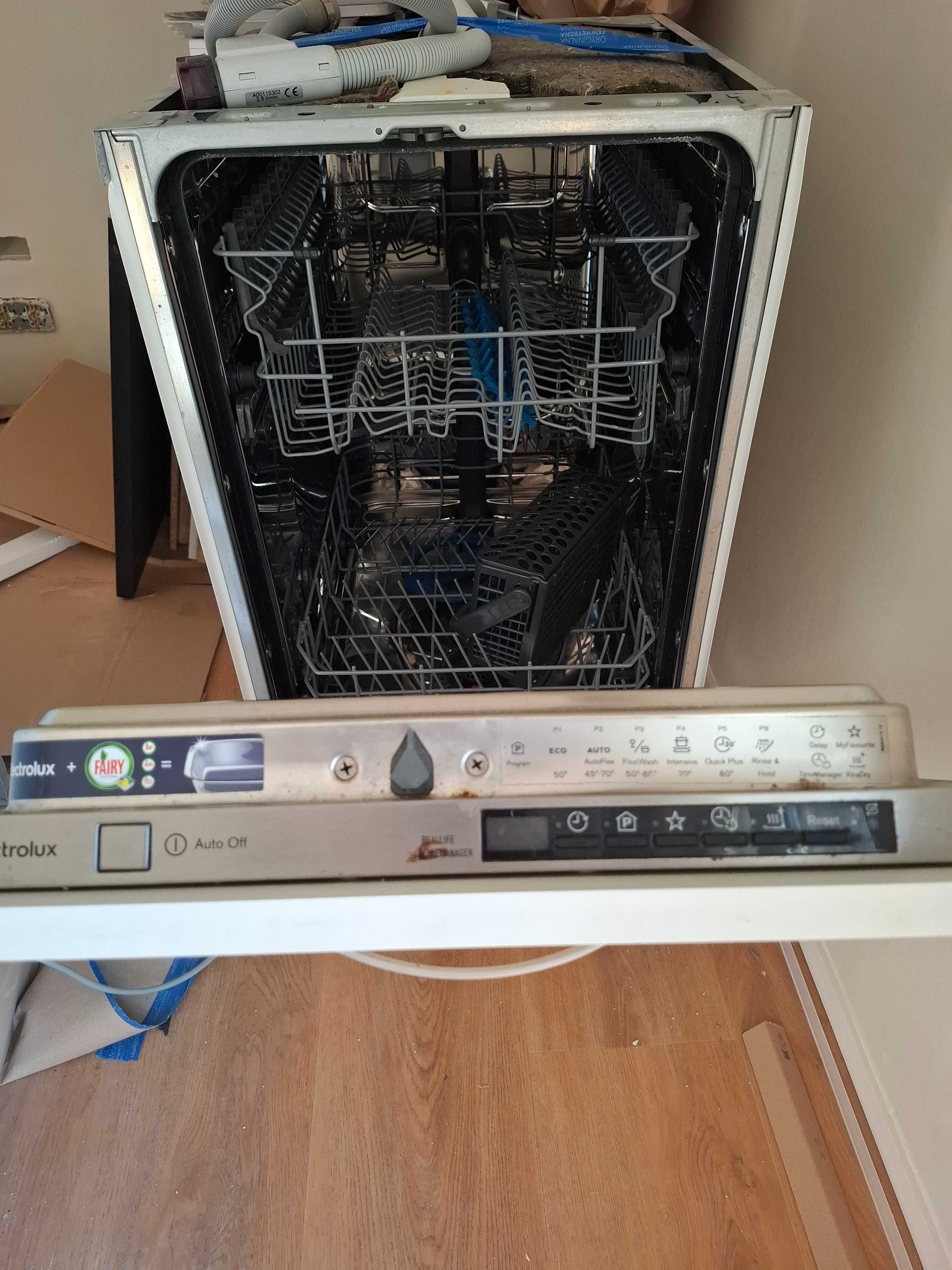 Zmywarka do zabudowy Electrolux Esl4583ra 45