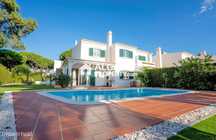 Moradia V4  junto ao campo de Golfe na Vila Sol, Algarve