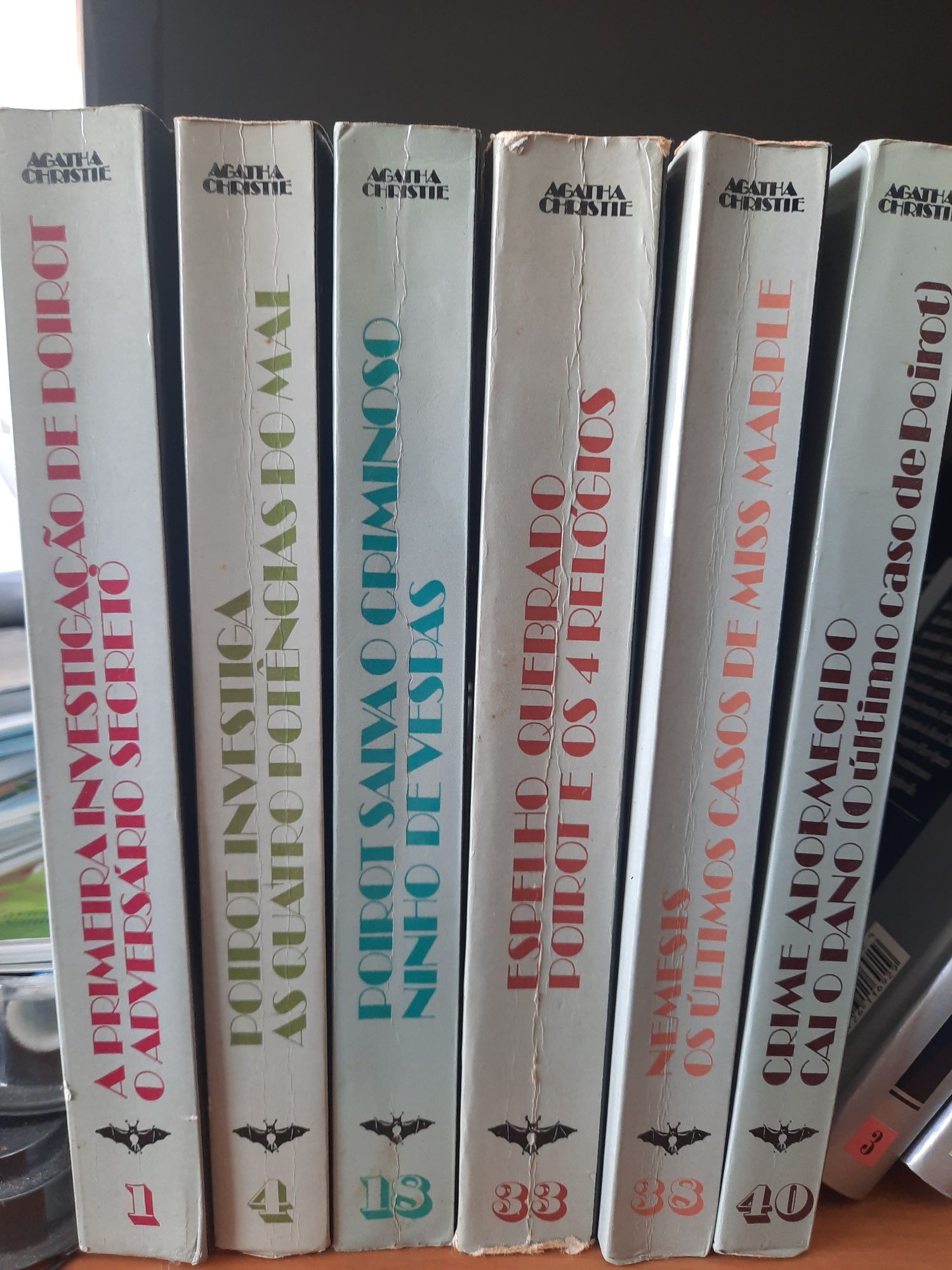 Livros da coleção da Agatha Christie- Poirot e Miss Marple