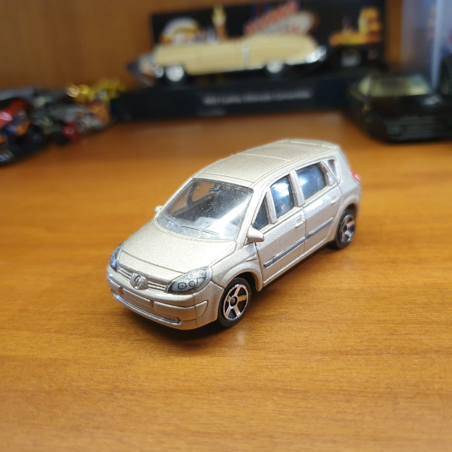 Carros 1/64 Majorette
