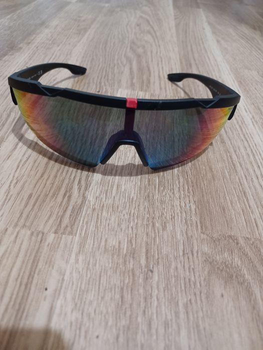 Vendo Oculos de sol Prada Original !