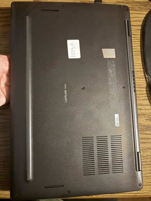 Laptop Dell latitude 7420 i7-1185g7
