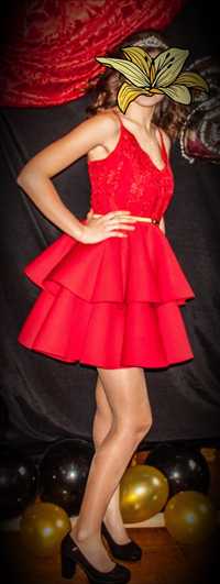 Продам сукню, червоне плаття
