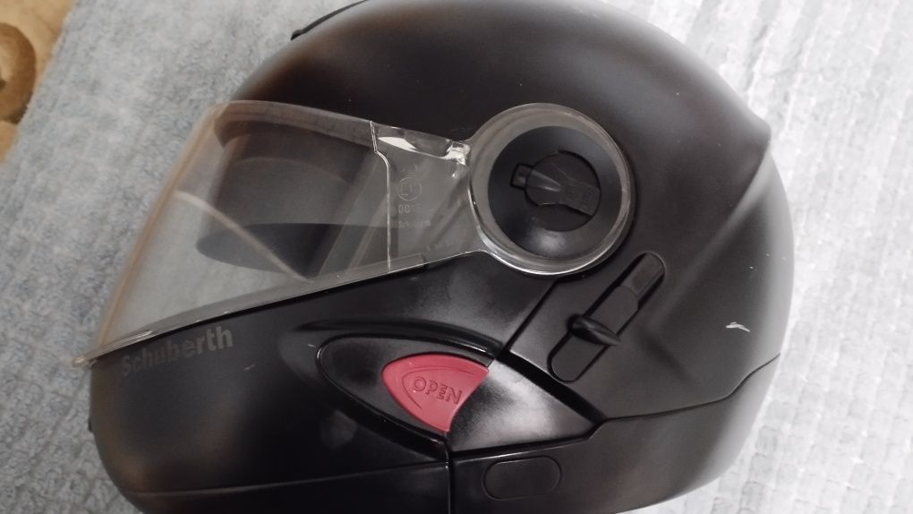 Шолом оригінал Schuberth