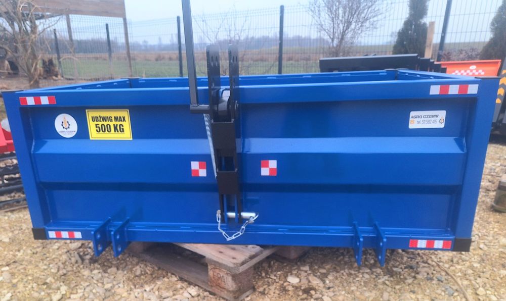 Na tylni TUZ skrzynia transportowa do ciągnika