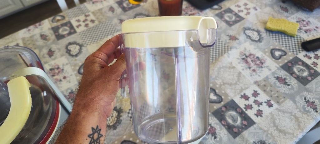 Máquina de Sumos MOULINEX Easy Fruit – 800W, jarro 1,2L