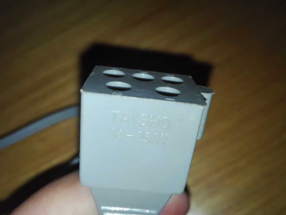 Cabo TAISHO 3A-250V TC-BS001 5 Femeas