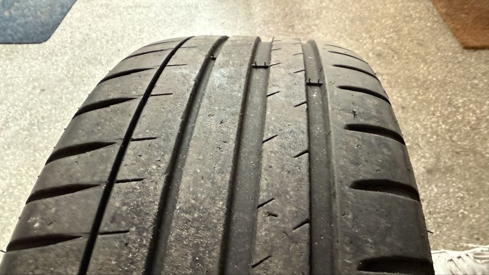 Felgi r18 5x114.3 z oponami Michelin 225/40/18