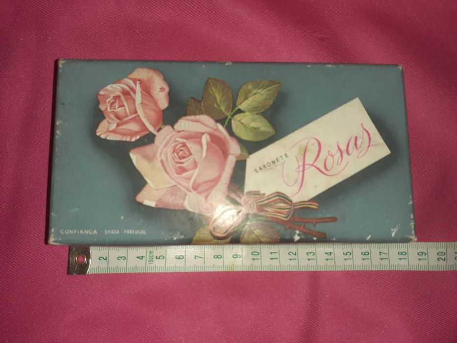Caixa Antiga de Cartão- " Sabonete Rosas "
