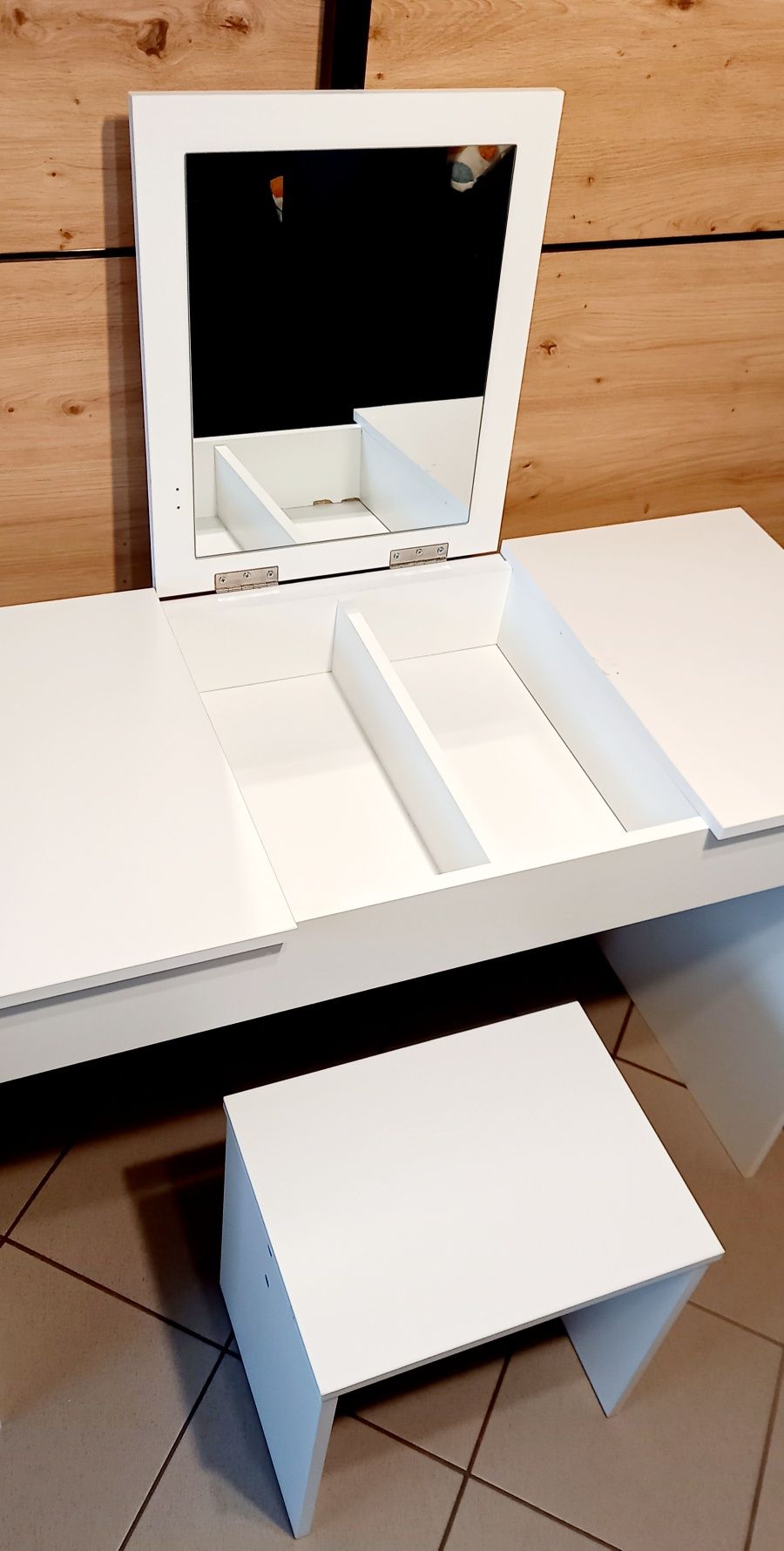 Komplet 2w1 toaletka biała biurko taboret lustro