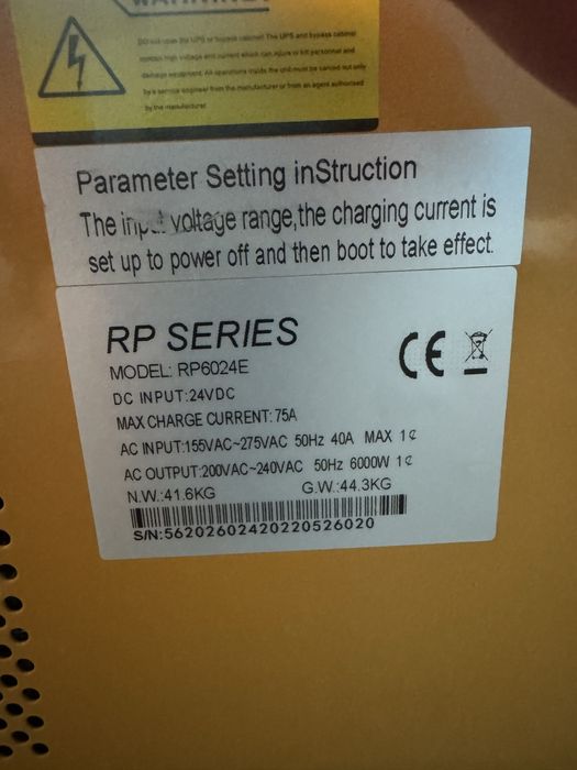 Інвертор ДБЖ 6 кВт 24 В заряд 0-75A