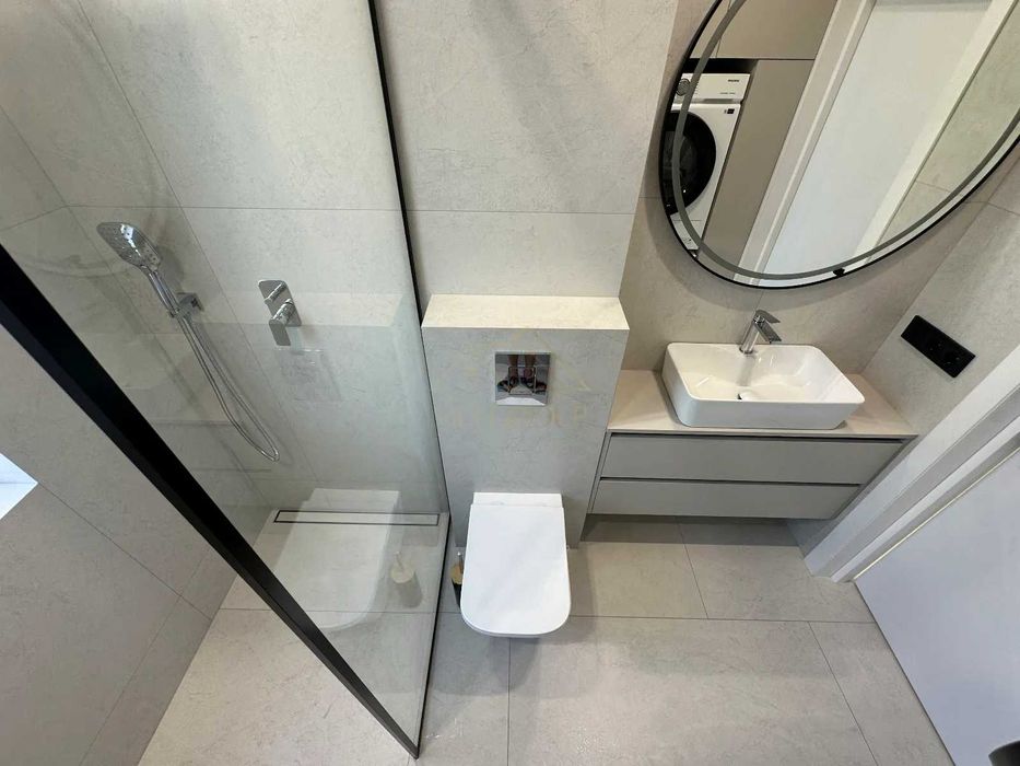 Продаж / БУДИНОК з ремонтом та меблями / НІХТО не жив / 135м2 / Гараж