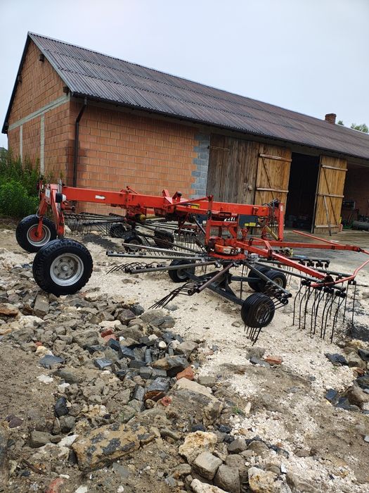 Zgrabiarka dwukaruzelowa fella