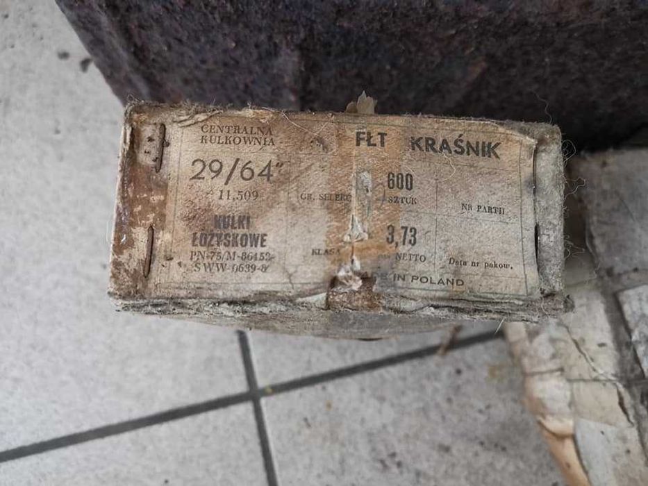 Kulki łożyskowe 600 szt. – FLT Kraśnik, oryginał PRL