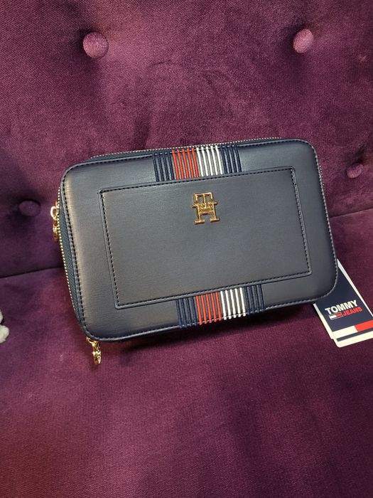 Tommy Hilfiger cross body сумка через плече боді