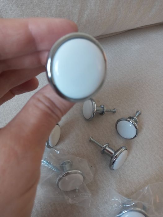 Uchwyty do szafek 7 szt