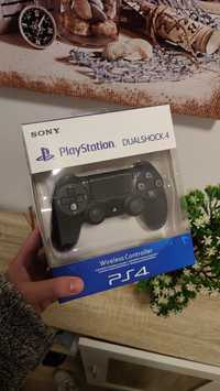 Comando PlayStation 4 na caixa Novo/Selado!