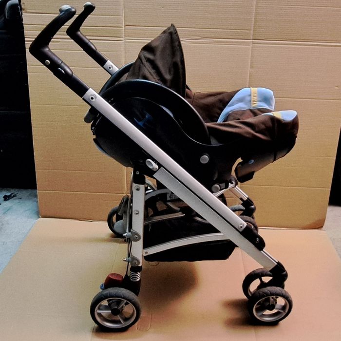 Carrinho de bebé Confort completo