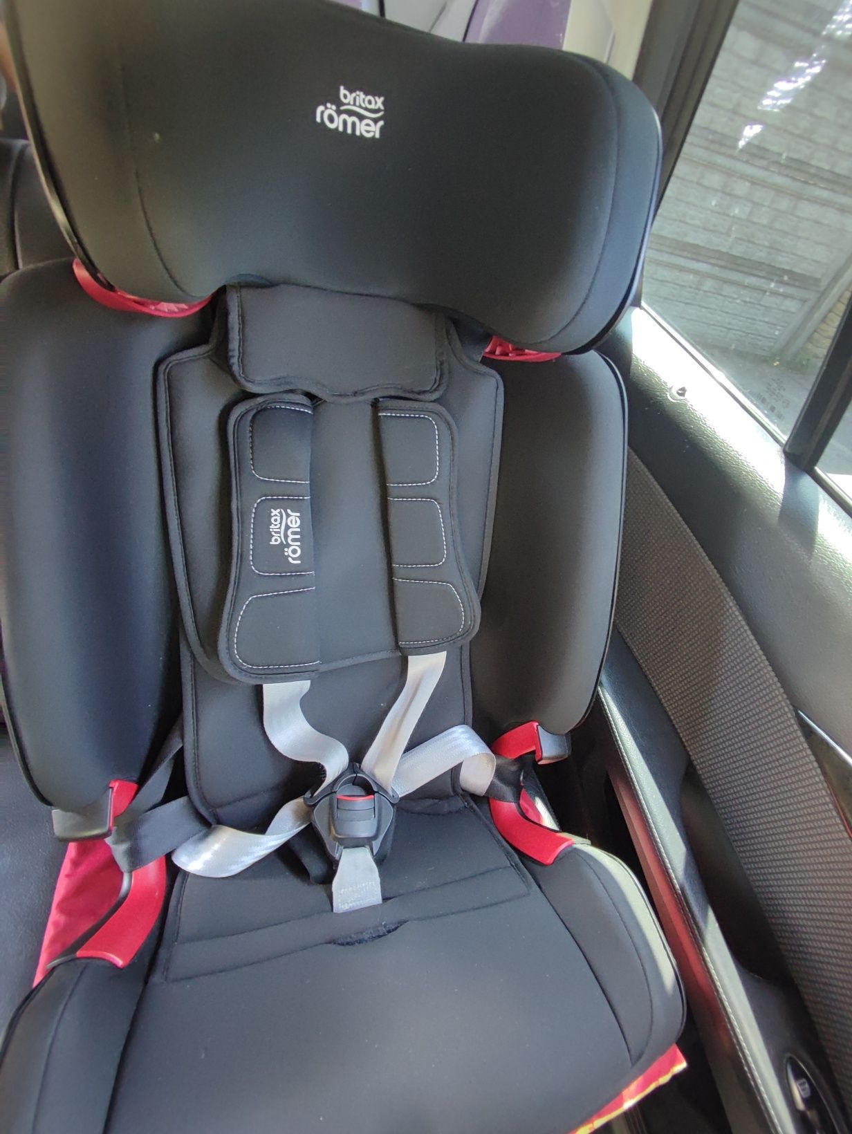 Автокрісла Britax-Romer Advansafix Z - Line
AdvansafixAdvansafixAdvans