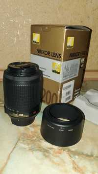Об'єктив Nikon AF-S 55-200mm f/4-5.6G ED-IF DX VR Nikkor Lens