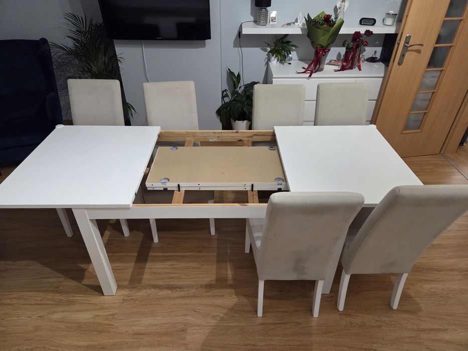 Stół BJURSTA IKEA rozkładan + plus krzesła VISTABELLA