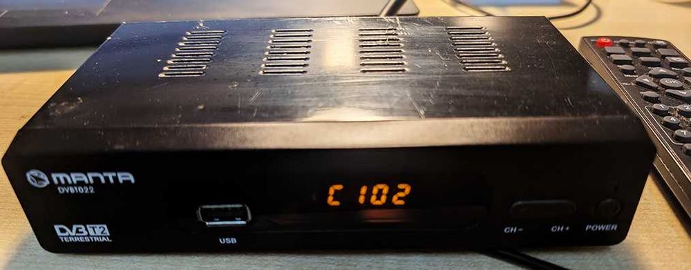 Dekoder DVB-T2 Manta 022 H.265 HEVC ODNOWIONY | FULL HD | Pilot