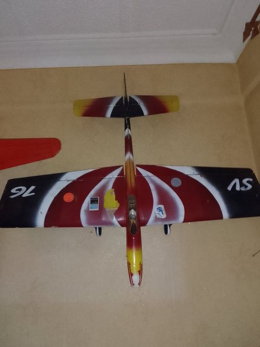 Авиамодель самолета