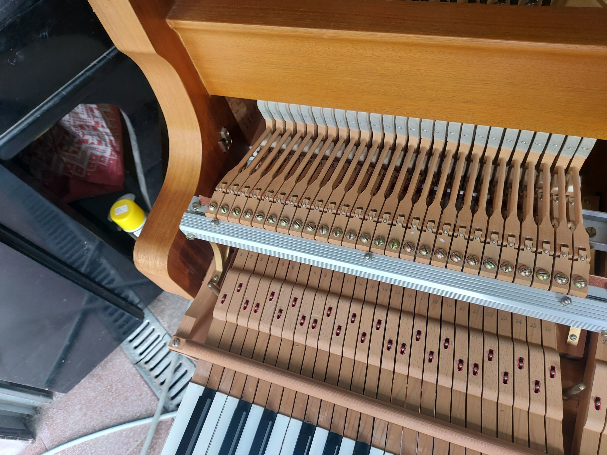 Fortepian Yamaha G2
