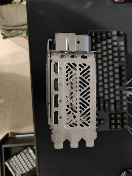 Видеокарта RX 7800 xt sapphire nitro+