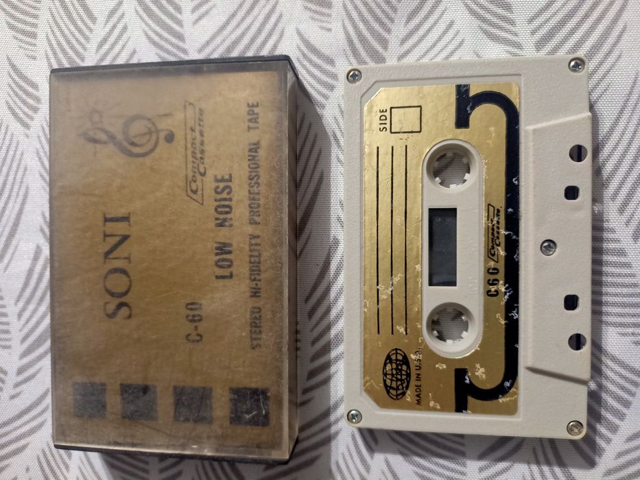 Cassetes várias marcas raras