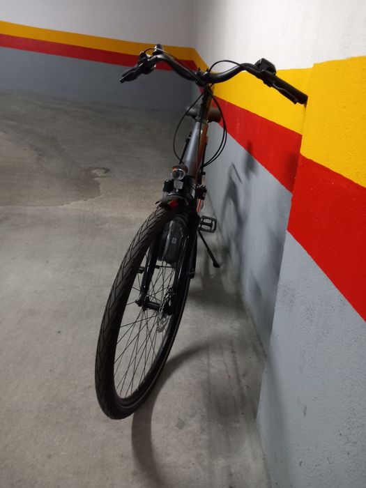 Bicicleta eléctrica Trek Verve+ 1 Lowstep DT 300WH