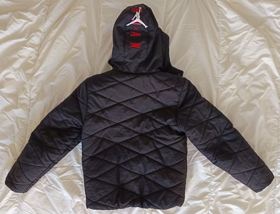 Blusão/ Casaco "JORDAN"