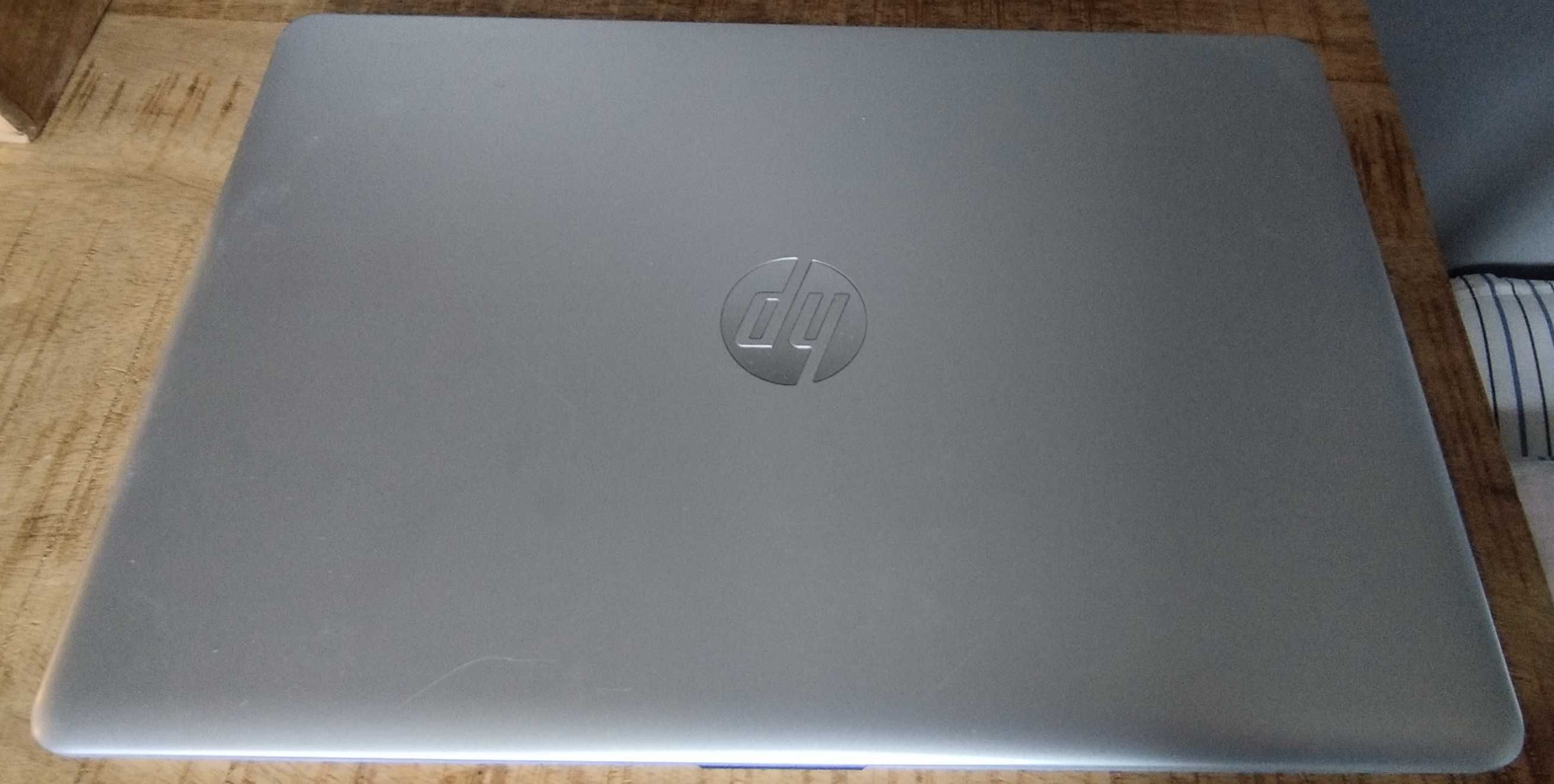 Laptop HP Notebook - 15-bs106nw używany