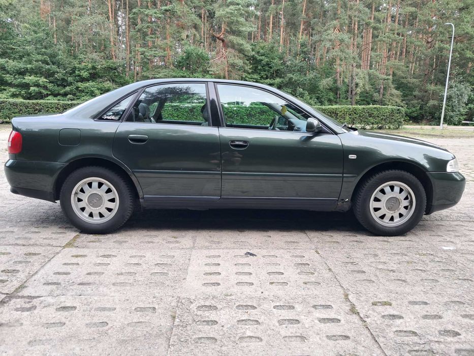 Audi A4 B5 1.6 lift + hak