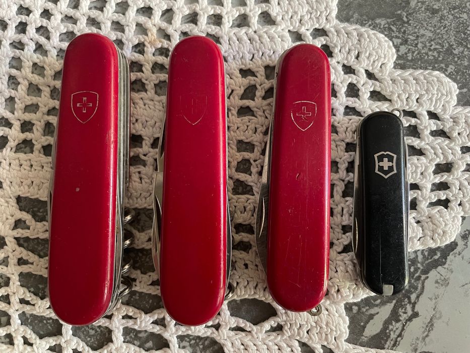 Zestaw starszych scyzoryków Victorinox