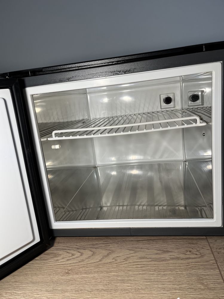 Холодильник вольво volvo waeco 12v 24v автохолодильник