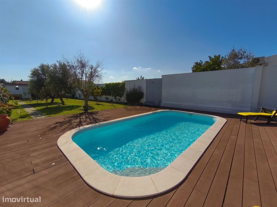 Moradia T3 Totalmente Equipada e Mobilada, com Piscina e Jardim, Ermid