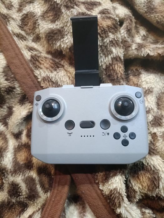 Дрон GT THREE GT3i — майже новий, особистий продаж

Продаю дрон GT3