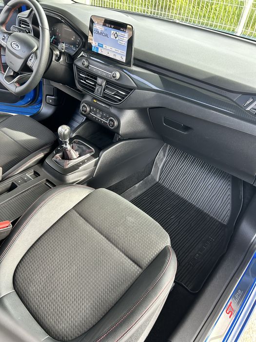 Ford Focus 1.0 Ecoboost 125cv ST line